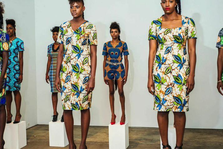 (Image correspondent to the article of “Africa Fashion Week”. To see an image try another browser!)